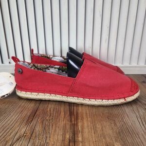 Sakroots Ella Origin Womens Sz 6 Rocket Red Comfort Slip On Flats Shoes 107254